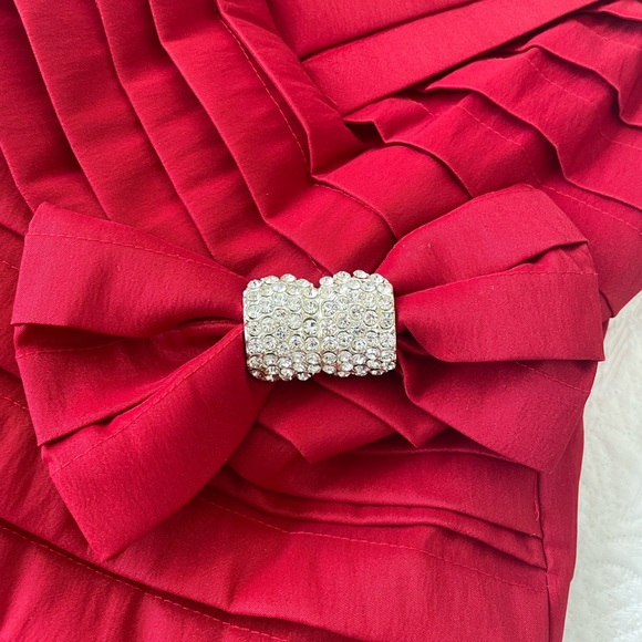 Red evening, gala, party top size 8 - Picture 7 of 8